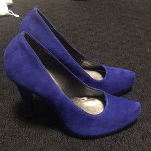 NWT Gianni Bini pointed heels